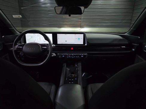 Used 2024 Hyundai Ioniq 6 SE image 11