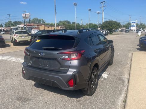 Used 2025 Subaru Crosstrek 2.5i Limited w/ Crosstrek Mirror Package AWD/4WD image 4
