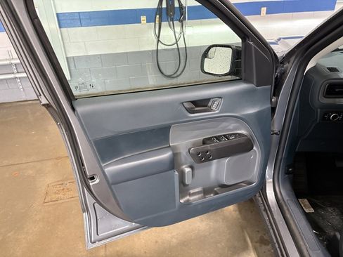 New 2025 Ford Maverick XLT w/ XLT Luxury Package image 16