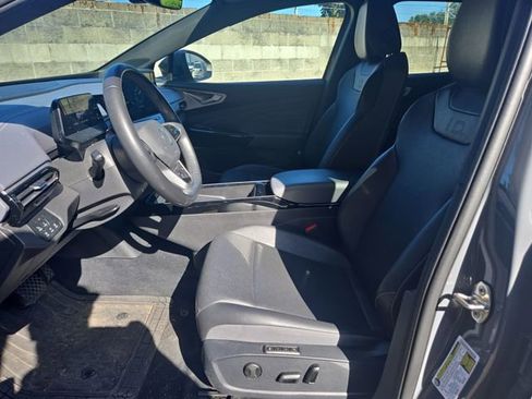 Used 2023 Volkswagen ID.4 Pro S AWD/4WD image 10