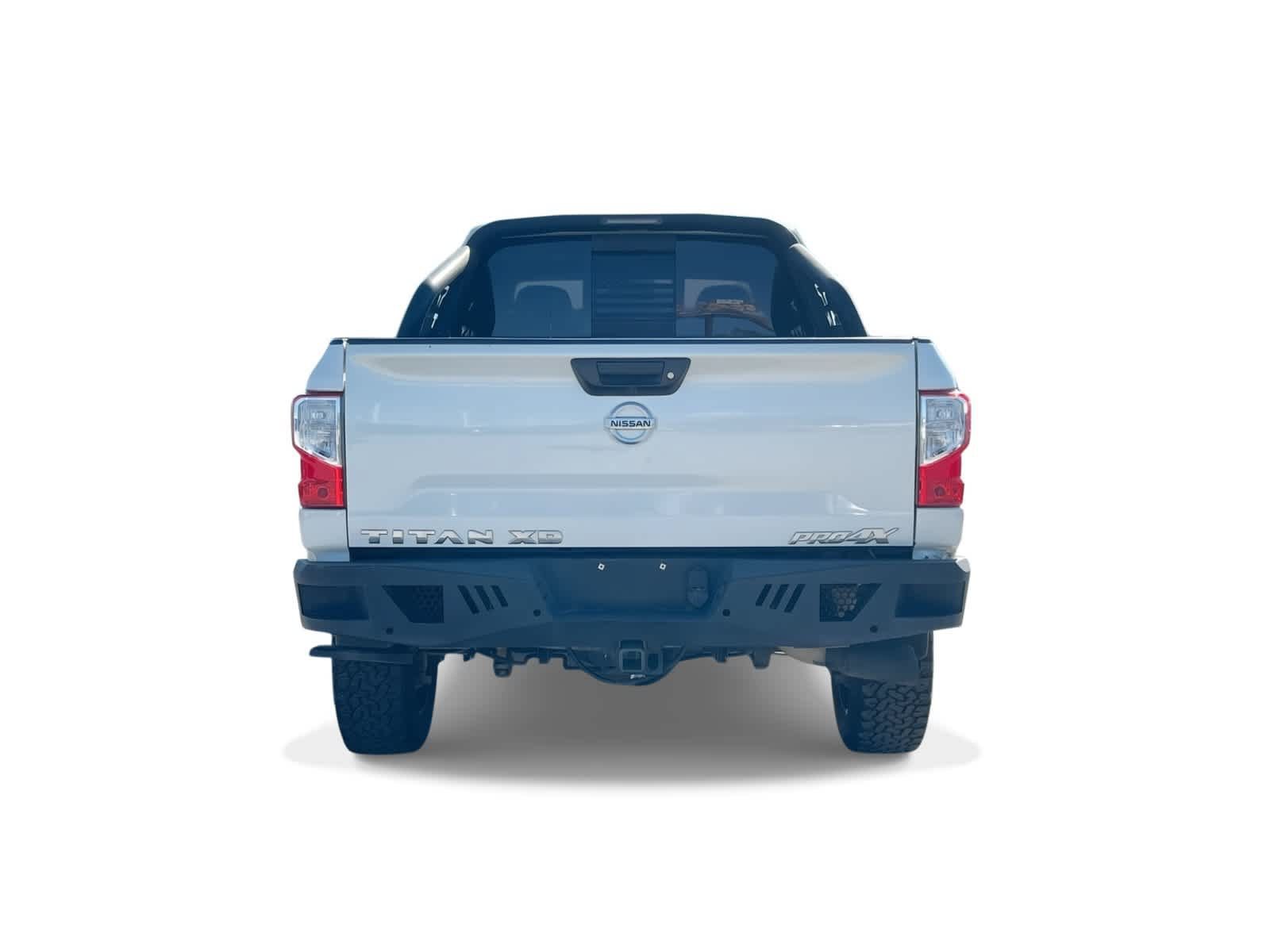 Used 2017 Nissan Titan PRO-4X w/ Pro-4x Convenience Package AWD/4WD image 7