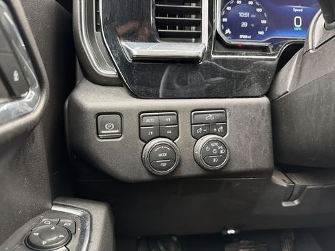 Used 2023 Chevrolet Silverado 1500 RST image 22