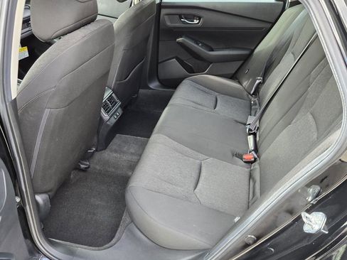 Used 2025 Honda Accord SE image 11