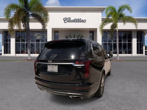 Used 2023 Cadillac XT6 Premium Luxury FWD image 13