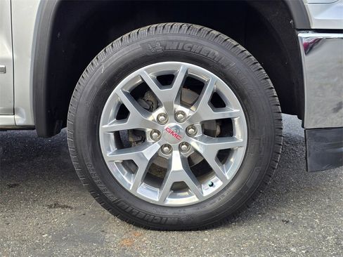 Used 2018 GMC Sierra 1500 SLT image 9