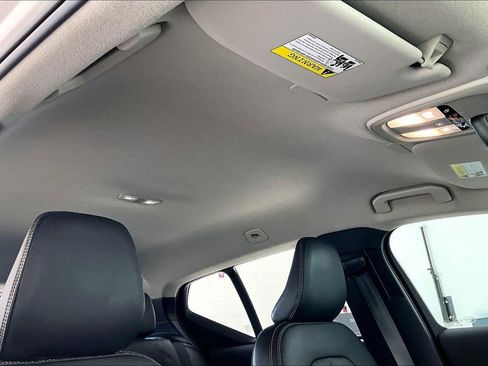 Certified 2023 Volvo XC40 B5 Core w/ Protection Package Premier image 22