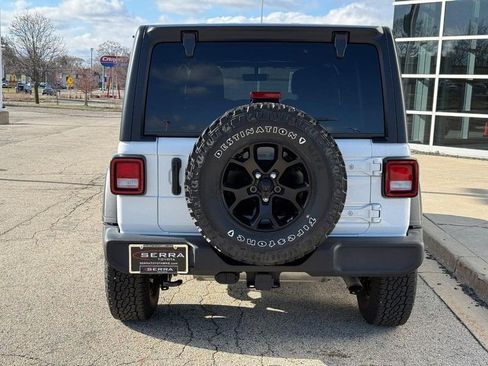 Used 2021 Jeep Wrangler Unlimited Sport image 4