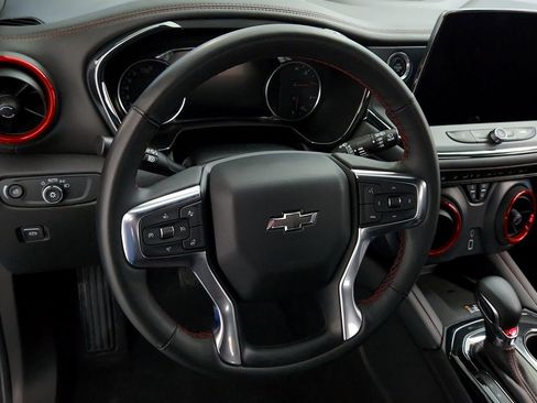 Certified 2024 Chevrolet Blazer RS w/ Enhanced Convenience Package FWD image 18