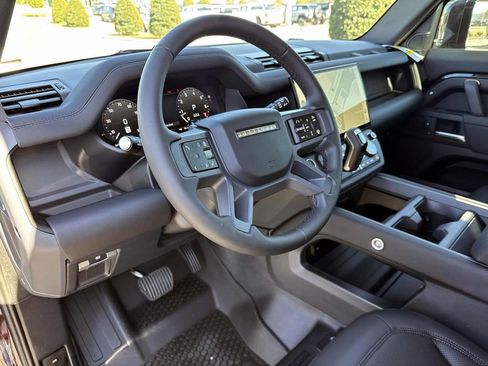 New 2026 Land Rover Defender 110 S image 19