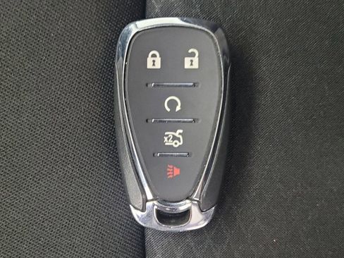 Used 2024 Chevrolet Malibu RS FWD image 32
