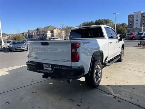 Used 2023 Chevrolet Silverado 2500 Custom w/ Custom Convenience Package image 6
