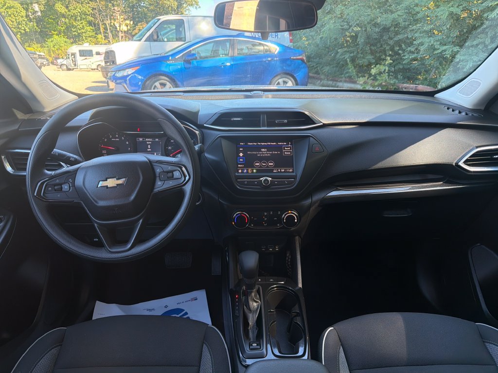Certified 2023 Chevrolet TrailBlazer LT FWD image 12