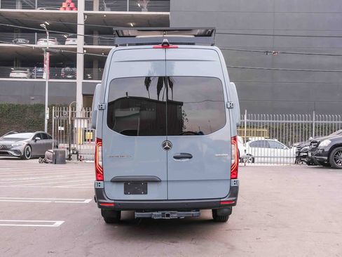Used 2023 Mercedes-Benz Sprinter 2500 image 4