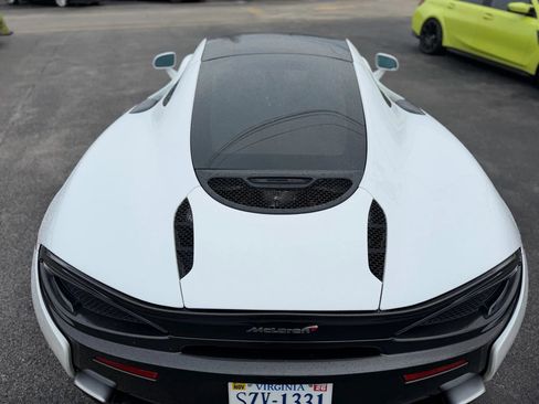 Used 2017 McLaren 570S image 12