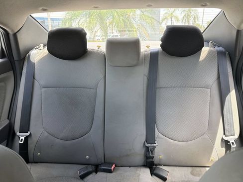 Used 2012 Hyundai Accent GLS w/ Premium Pkg 3 FWD image 14