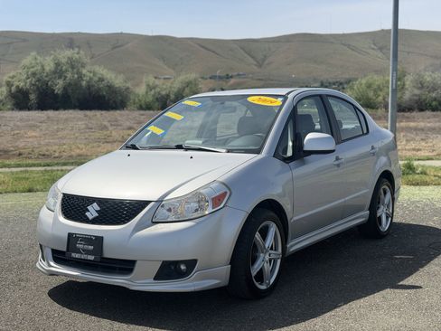 Used 2009 Suzuki SX4 Sport FWD image 1