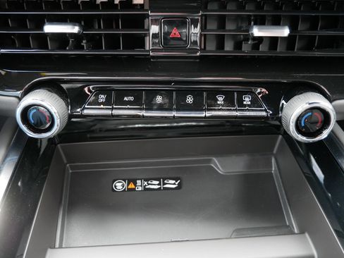 New 2025 Chevrolet Tahoe Premier image 24