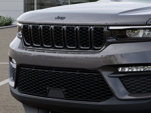 New 2025 Jeep Grand Cherokee Limited AWD/4WD image 11