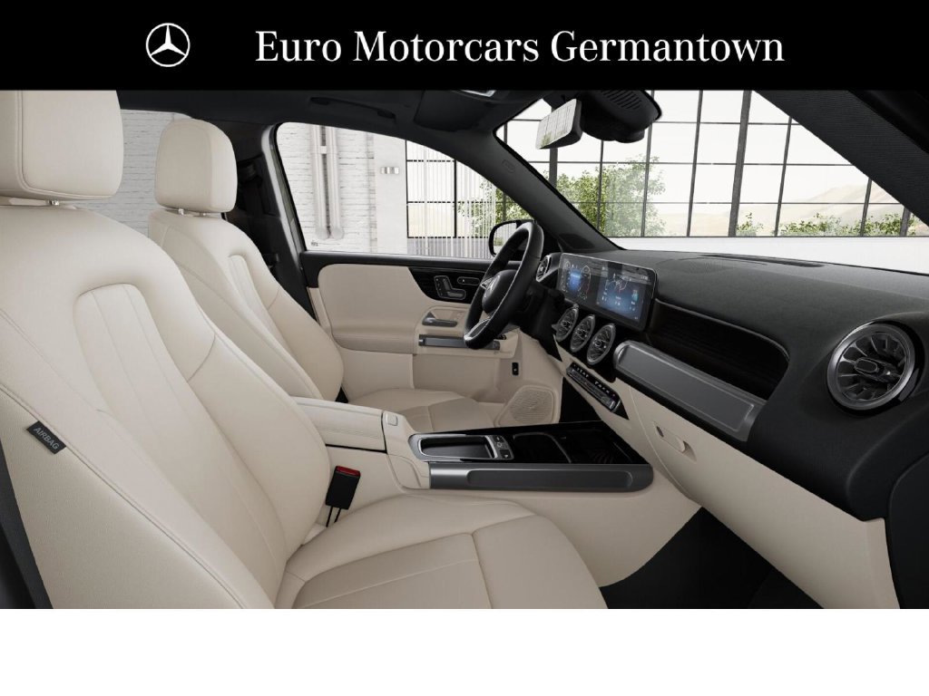 New 2026 Mercedes-Benz GLB 250 4MATIC image 4