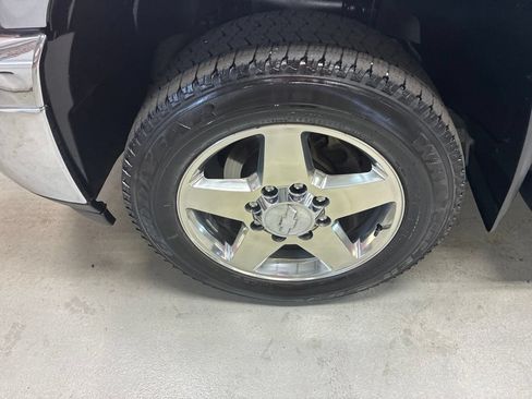 Used 2014 Chevrolet Silverado 2500 LTZ w/ LTZ Plus Package AWD/4WD image 22