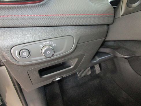 New 2026 Chevrolet TrailBlazer RS w/ Convenience Package image 21