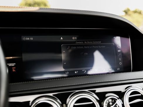 Used 2019 Mercedes-Benz S 560 4MATIC Sedan image 31