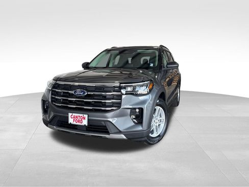 New 2026 Ford Explorer Active w/ Active Comfort Package RWD image 1