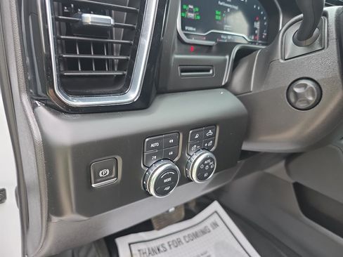 Used 2022 GMC Sierra 1500 Denali AWD/4WD image 12
