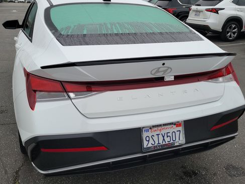 Certified 2025 Hyundai Elantra Sport w/ Cargo Package image 23