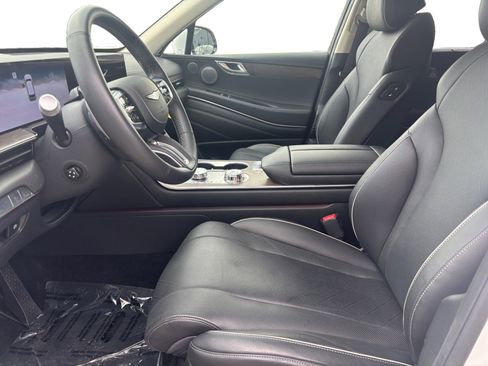 Used 2025 Genesis GV80 3.5T Advanced image 9