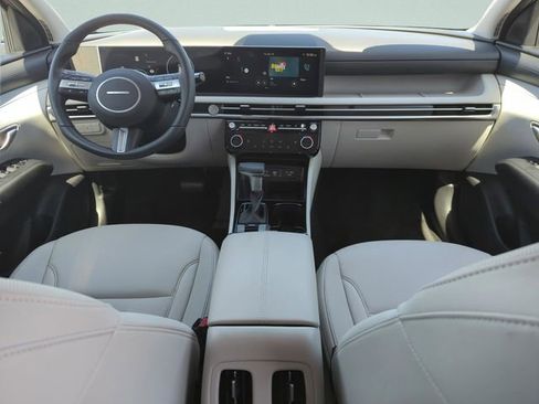 Used 2025 Hyundai Tucson SEL image 23