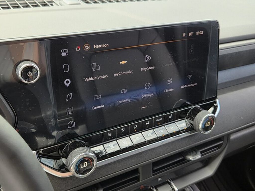 Used 2026 Chevrolet Colorado Trail Boss AWD/4WD image 18