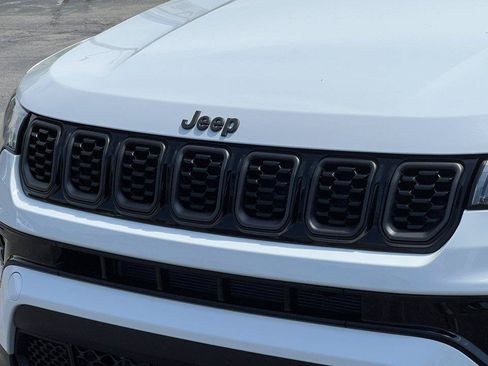 New 2026 Jeep Compass Limited AWD/4WD image 33