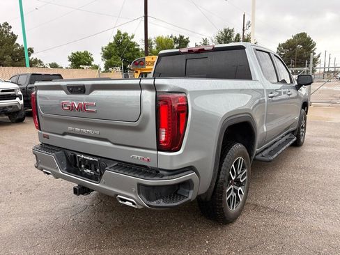 Used 2025 GMC Sierra 1500 AT4 w/ AT4 Premium Package AWD/4WD image 4