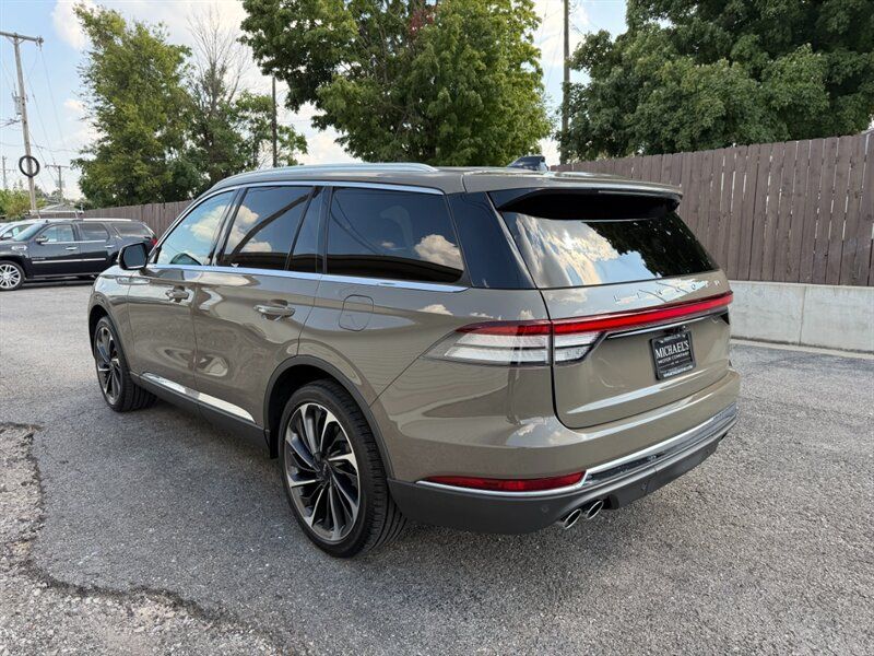 Used 2025 Lincoln Aviator Reserve w/ Equipment Group 201A AWD/4WD image 8