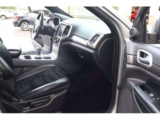 Used 2015 Jeep Grand Cherokee Altitude AWD/4WD image 26