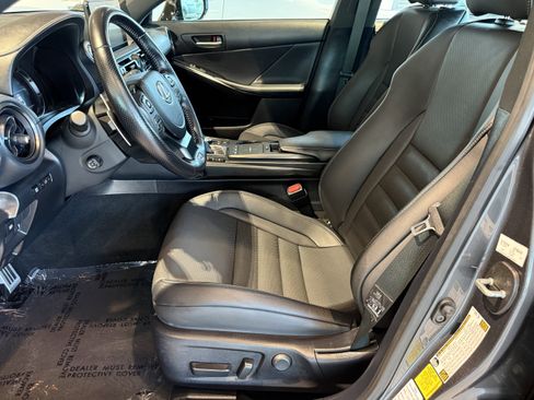 Certified 2023 Lexus IS 500 image 17