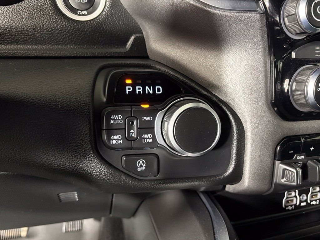 Used 2025 RAM 1500 Big Horn AWD/4WD image 24