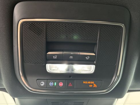 Used 2025 Chevrolet Blazer EV RS AWD/4WD image 17