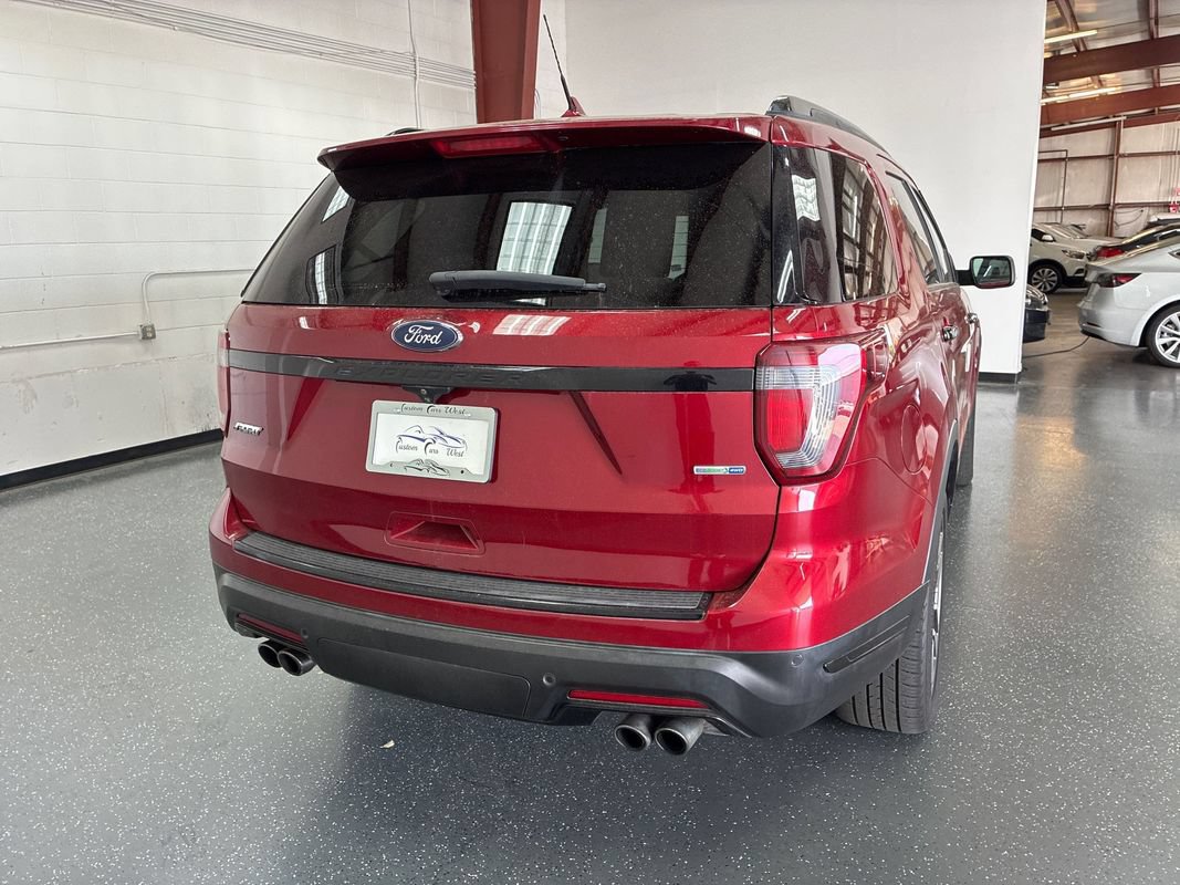 Used 2018 Ford Explorer Sport AWD/4WD image 4