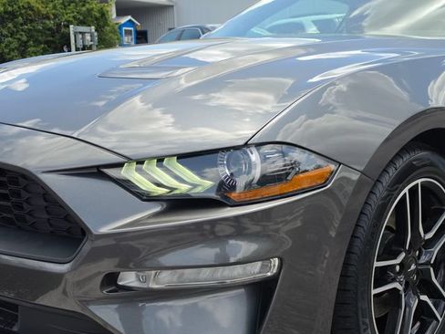 Used 2020 Ford Mustang Premium RWD image 9