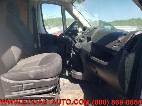 Used 2015 RAM ProMaster 2500 w/ Interior Convenience Group image 6