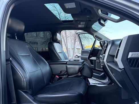 Used 2017 Ford F150 Lariat w/ Equipment Group 501A Mid image 26