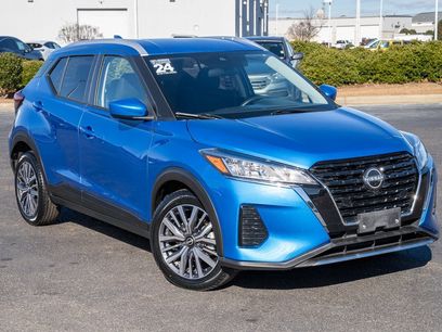 Used 2024 Nissan Kicks SV