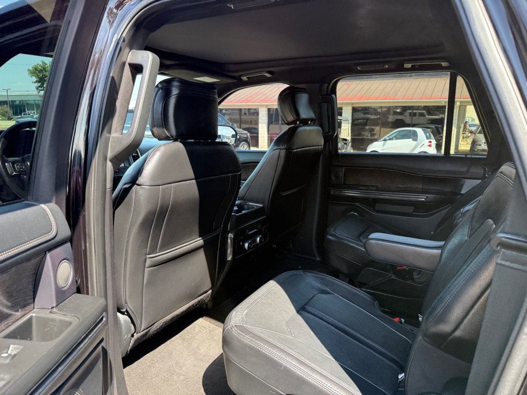 Used 2019 Ford Expedition Max Limited w/ Texas Edition Package RWD image 15