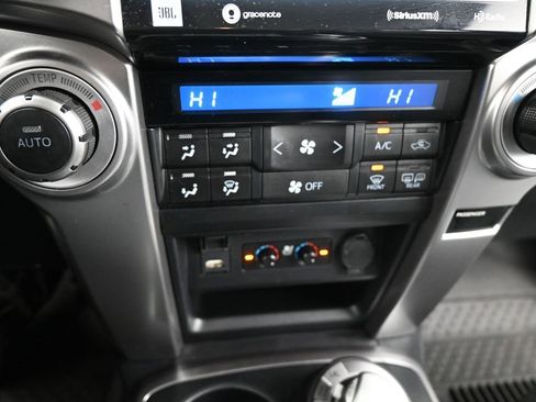 Used 2022 Toyota 4Runner Limited image 32