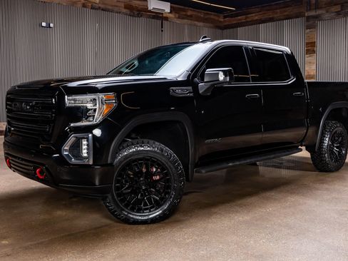 Used 2019 GMC Sierra 1500 AT4 w/ AT4 Premium Package AWD/4WD image 3