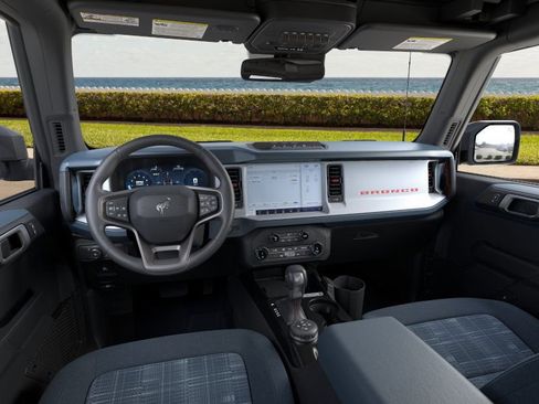 New 2026 Ford Bronco Heritage Edition image 9