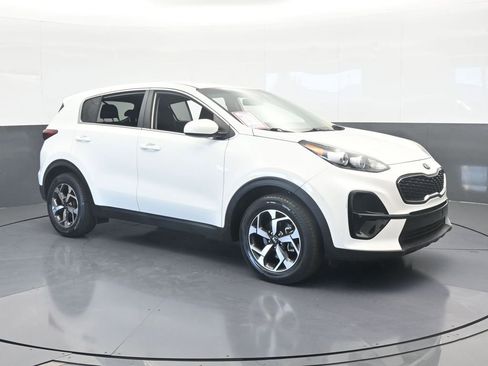Used 2020 Kia Sportage LX image 8