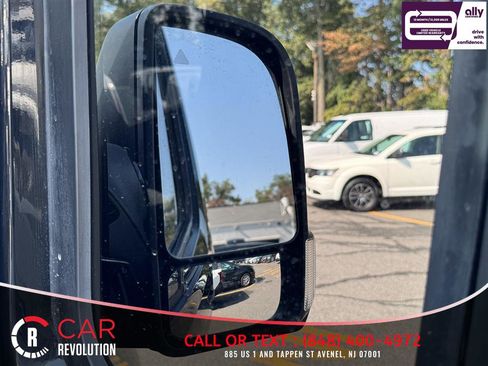 Used 2024 Mercedes-Benz Sprinter 2500 image 44